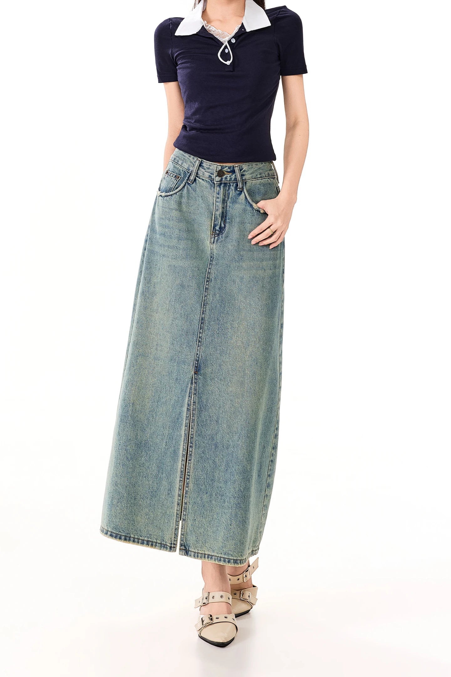 2026 Spring/Summer New American Casual Retro Denim Midi Skirt with Slit, High Waist, and Bodycon Design