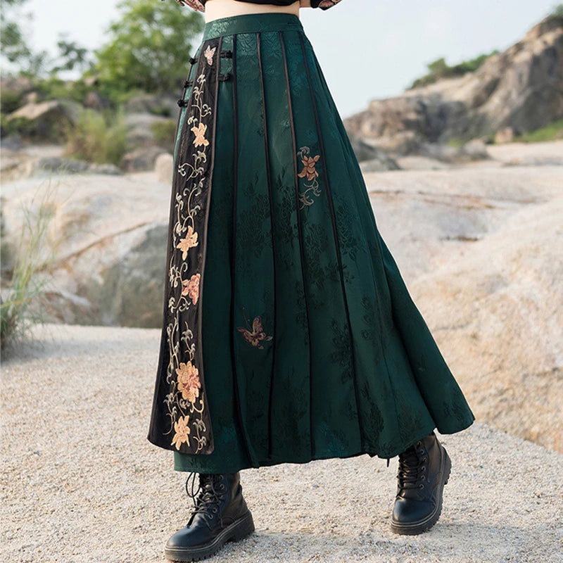 High Quality Floral Embroidery Long Skirt Women New Arrival 2025 Spring Chinese Style Vintage Ladies Elegant A-line Skirts M932