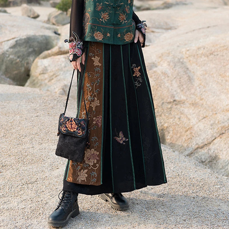 High Quality Floral Embroidery Long Skirt Women New Arrival 2025 Spring Chinese Style Vintage Ladies Elegant A-line Skirts M932